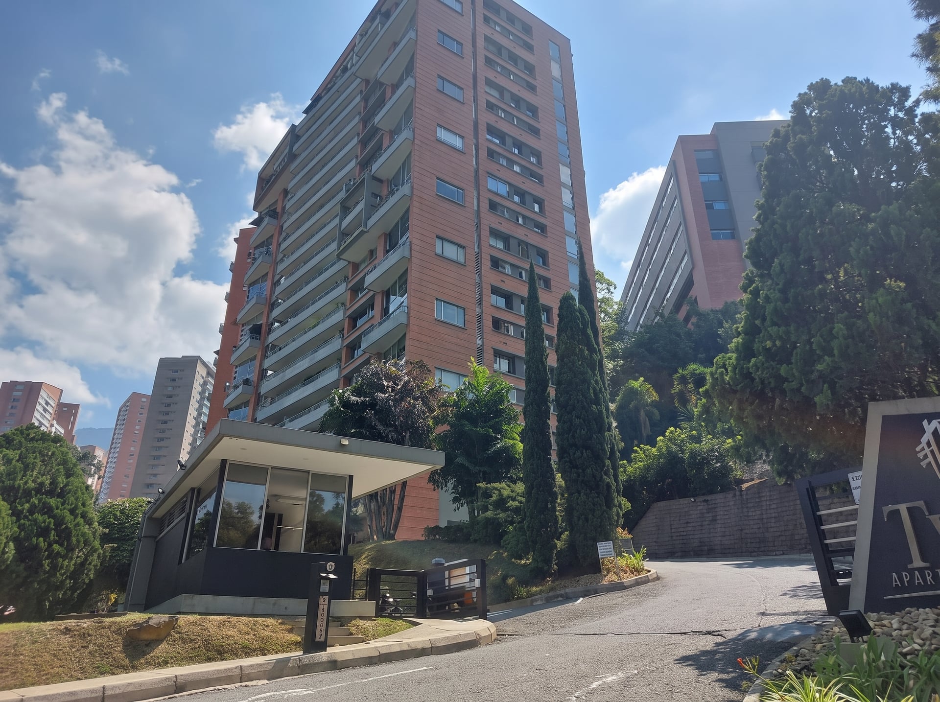Garaje en venta - Medellin, Antioquia